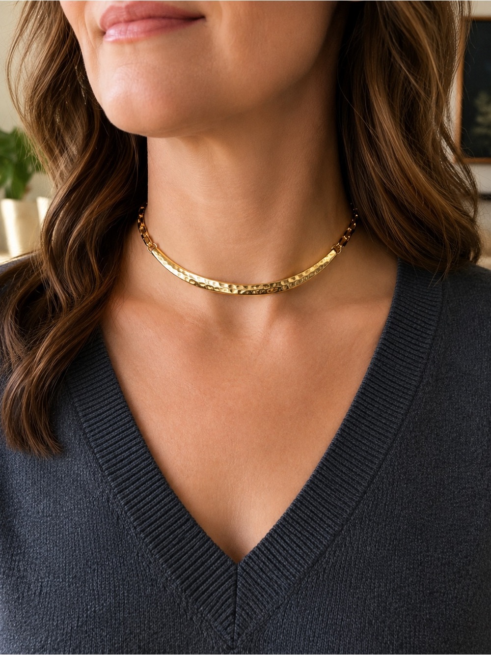Vintage Napier Gold Hammered Curve Minimalist Choker Necklace